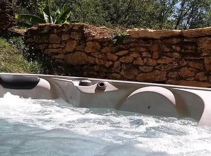 Domaine La Salvagie, D'hotes Avec Spa, Sauna, Piscine, Massages Bed & Breakfast